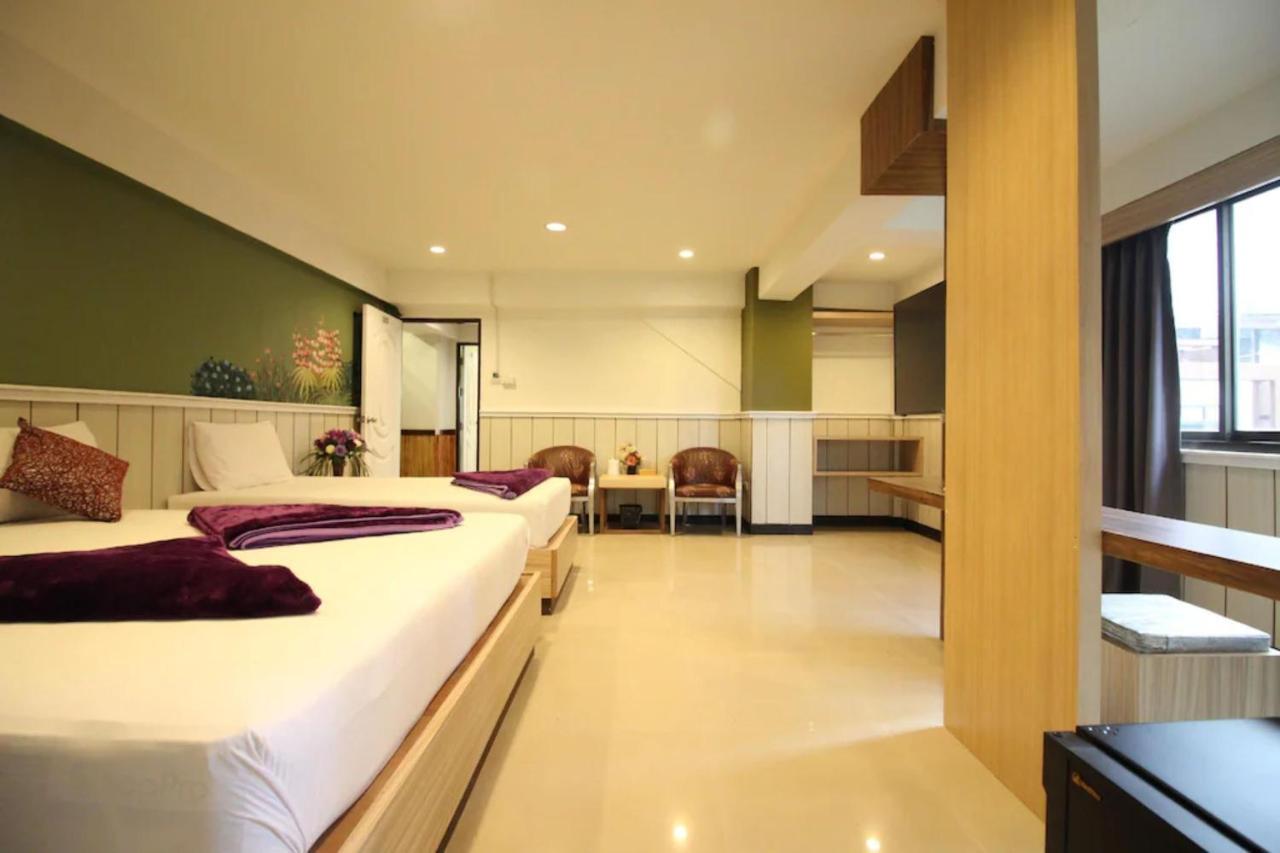 Kaya Place Bangkok Exterior foto