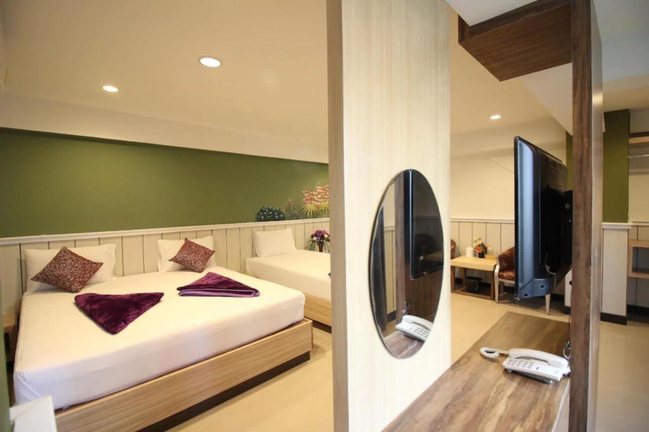 Kaya Place Bangkok Exterior foto